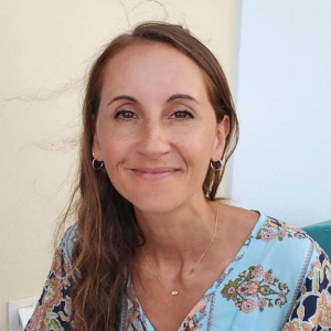 Dr Daphne Coutroubis